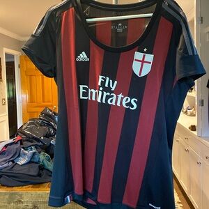 Women’s AC Milan Jersey excellent condition. XL